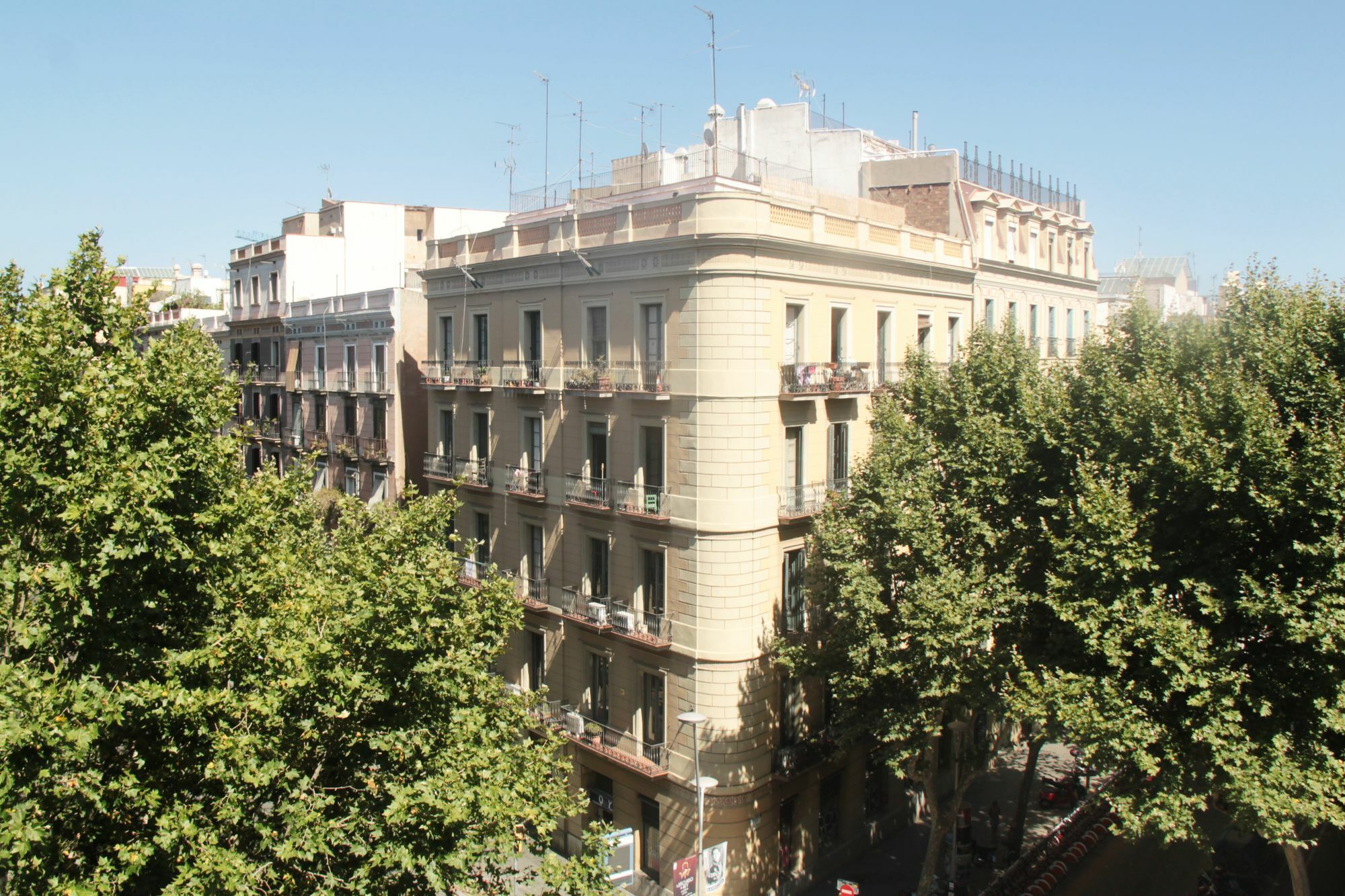 Hotel Som Nit Triomf Barcelona Exteriér fotografie